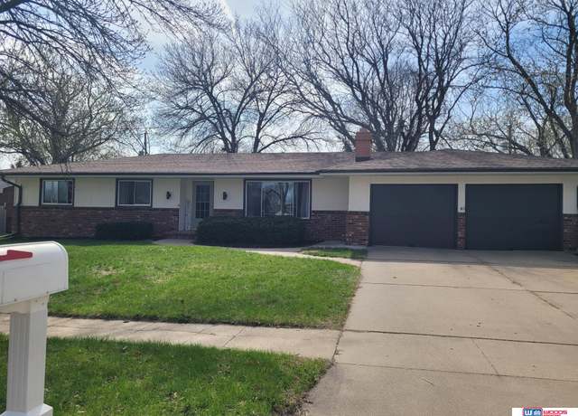 Property at 1657 N 2nd St, Seward, NE 68434, 3 beds, 2 baths