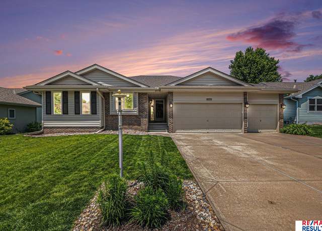 Property at 21808 Hilltop Ave, Gretna, NE 68028, 5 beds, 3 baths