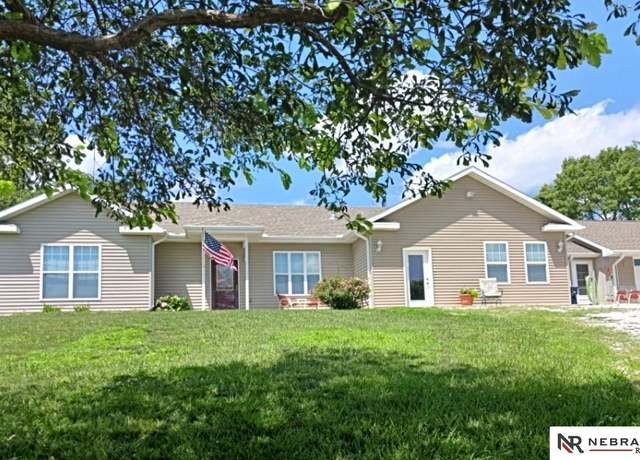 Property at 13994 156th St, Louisville, NE 68037, 3 beds, 2.5 baths