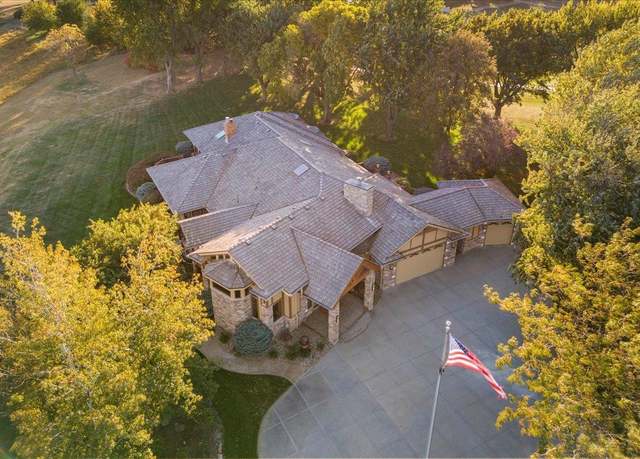 Property at 21765 Greenview Rd, Council Bluffs, IA 51503, 3 beds, 6 baths