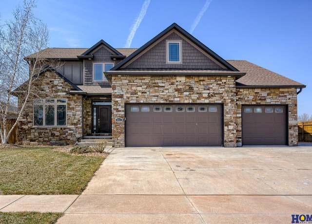Property at 9831 N 151st St, Waverly, NE 68462, 5 beds, 1.5 baths