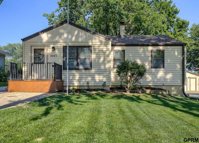 Property at 4883 S 50 Ave, Omaha, NE 68117, 3 beds, 1.5 baths