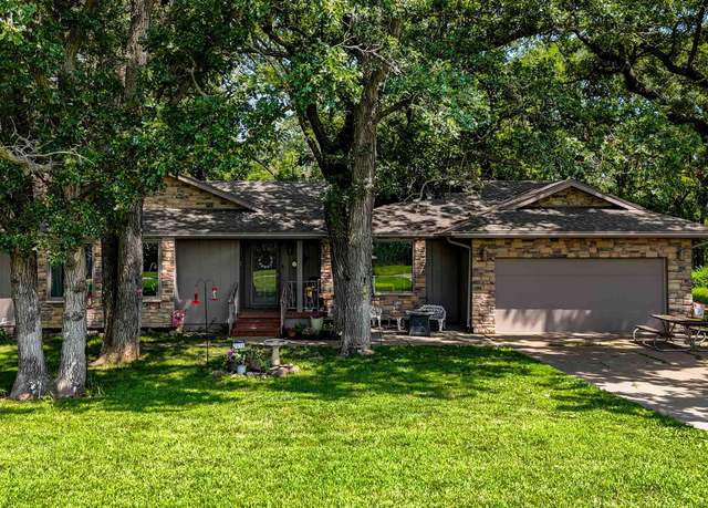 Property at 2838 Reed Ln, Fremont, NE 68025, 3 beds, 2.5 baths