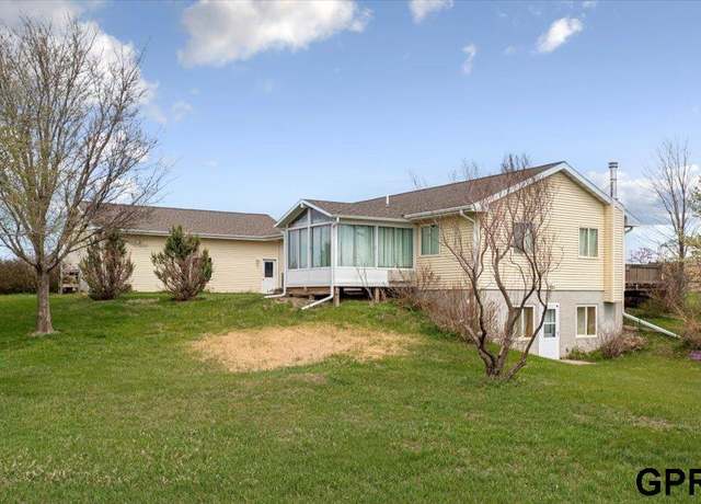 Property at 30979 Tamarack Rd, Minden, IA 51553, 2 beds, 2 baths