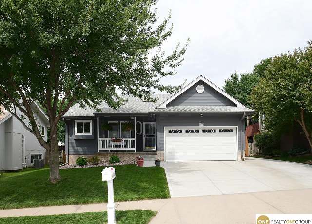 Property at 4810 N 126th St, Omaha, NE 68164, 3 beds, 2.5 baths