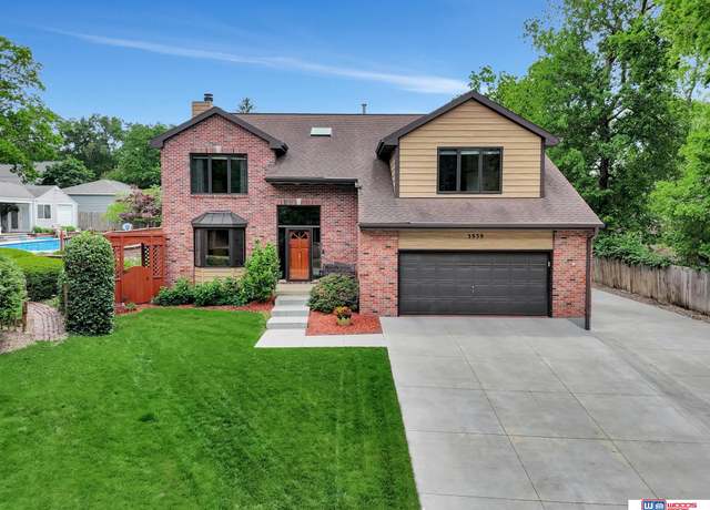 Property at 3939 Stockwell Ct, Lincoln, NE 68506, 4 beds, 2.5 baths
