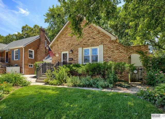 Property at 5427 Parker St, Omaha, NE 68104, 3 beds, 1 bath