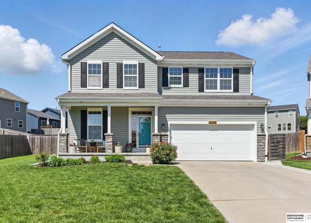 Property at 15910 Filmore Cir, Bennington, NE 68007, 3 beds, 3 baths