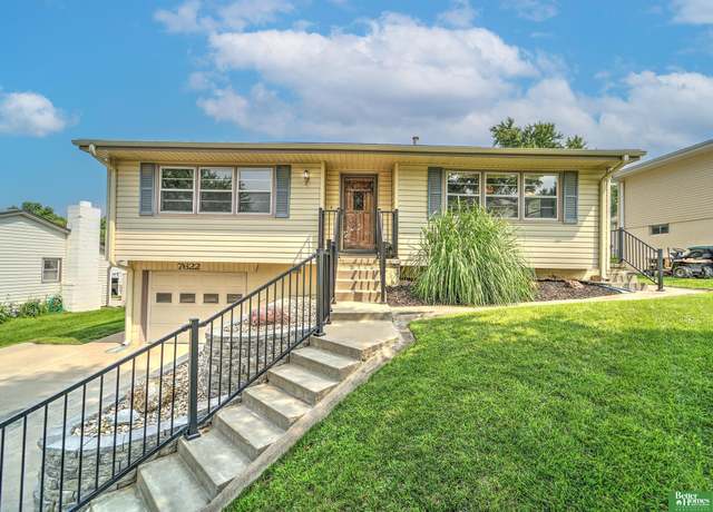 Property at 7622 Bauman Ave, Omaha, NE 68122, 3 beds, 2 baths