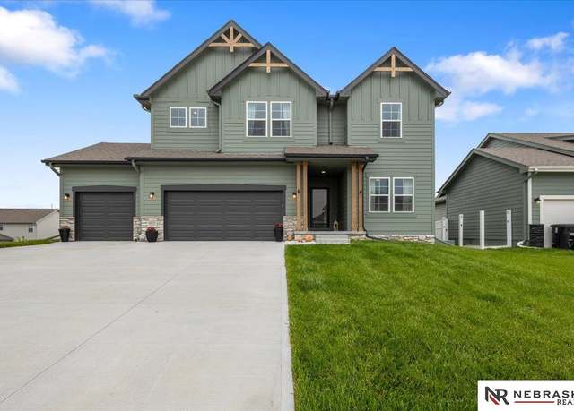 Property at 9601 S 184th Ter, Omaha, NE 68136, 4 beds, 3.5 baths