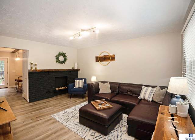 Property at 1913 Winnie Dr #5, Bellevue, NE 68005, 2 beds, 1 bath