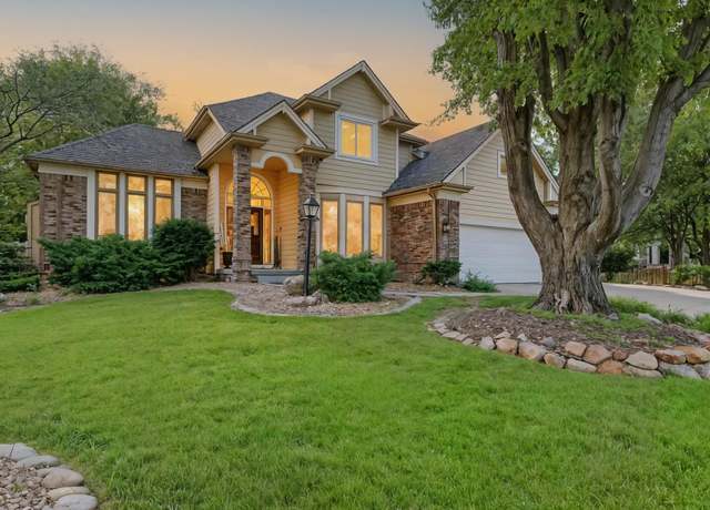 Property at 5807 S 167 Ave, Omaha, NE 68135, 4 beds, 3.5 baths