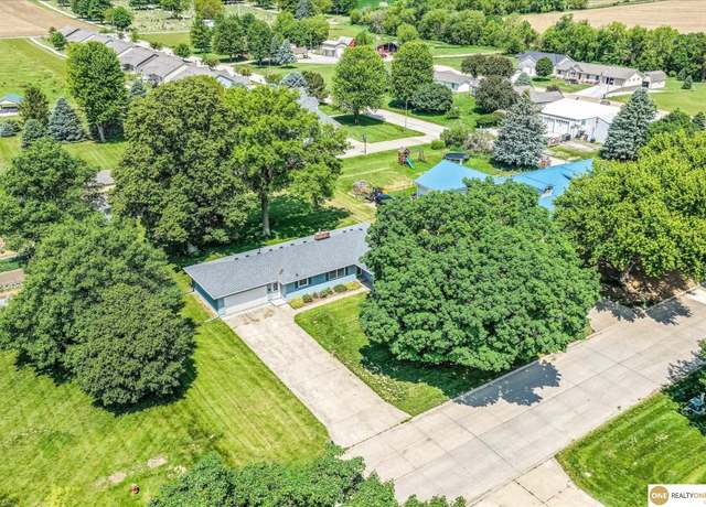 Property at 1207 Normal St, Woodbine, IA 51579, 3 beds, 3 baths