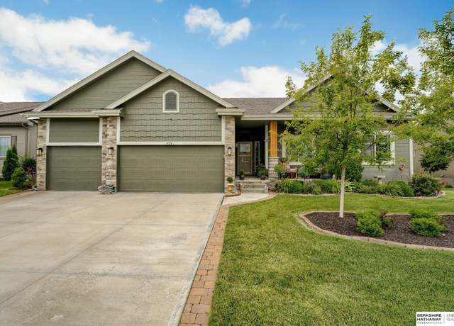 Property at 4714 N 181st St, Elkhorn, NE 68022, 4 beds, 3 baths