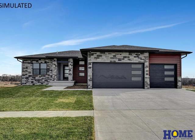 Property at 9538 Breashears St, Lincoln, NE 68516, 5 beds, 3 baths