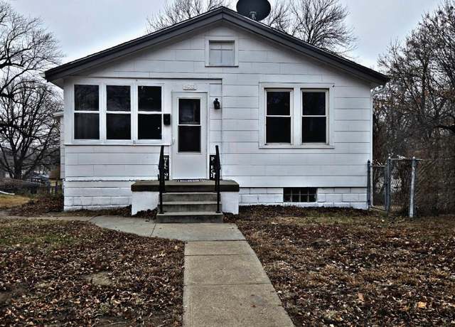 Property at 4033 Curtis Ave, Omaha, NE 68111, 4 beds, 1.5 baths