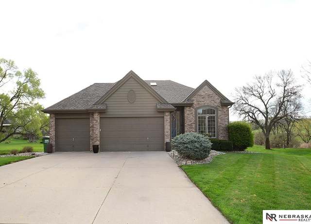 Property at 21905 Stanford Cir, Elkhorn, NE 68022, 3 beds, 2.5 baths