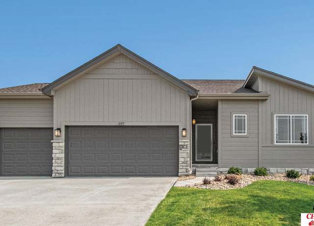 Property at 11314 Grebe St, Omaha, NE 68142, 3 beds, 2.5 baths