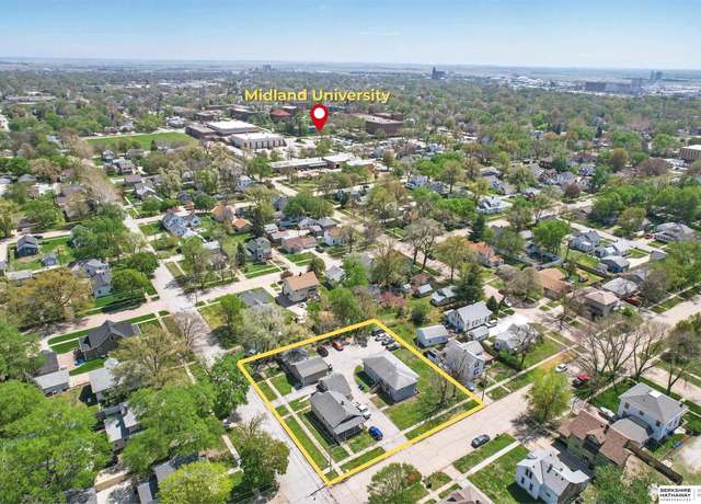 Property at 1152 N D St, Fremont, NE 68025, 9 beds, 8 baths