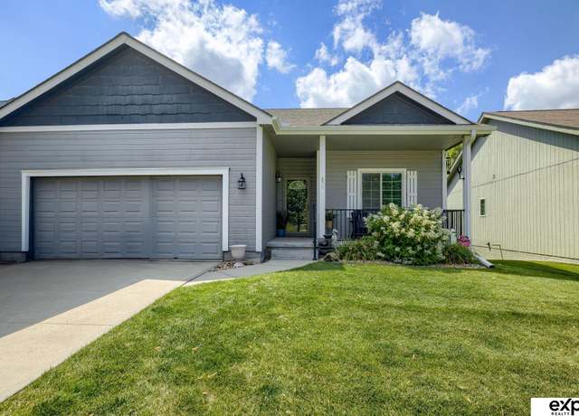 Property at 7022 N 138 Ave, Omaha, NE 68142, 3 beds, 3 baths