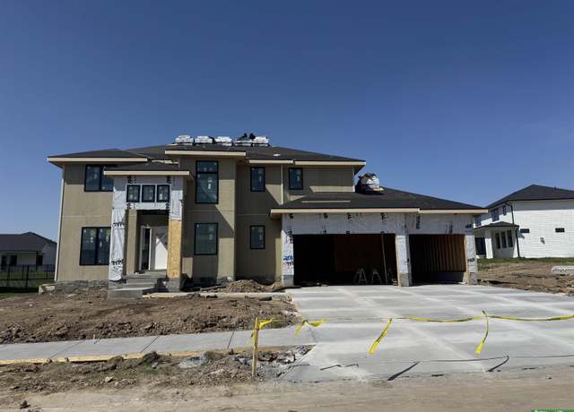 Property at 21108 Arlington St, Elkhorn, NE 68022, 5 beds, 4.5 baths