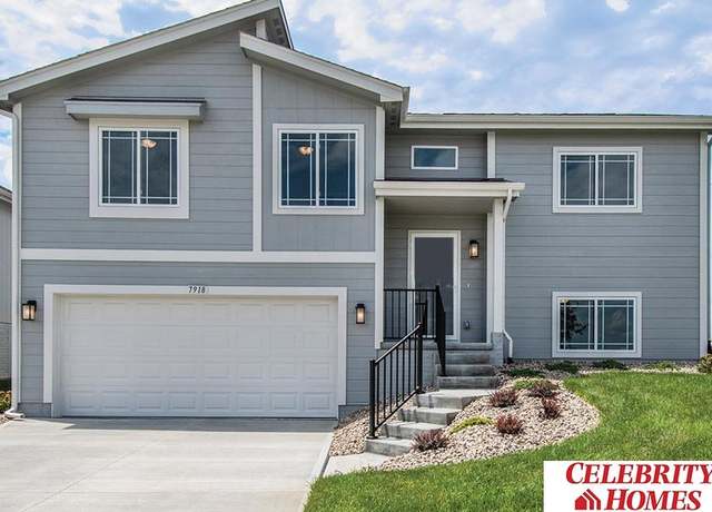 Property at 11122 Craig St, Omaha, NE 68142, 3 beds, 2 baths