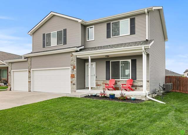 Property at 6814 Mimosa Ln, Lincoln, NE 68521, 4 beds, 3 baths
