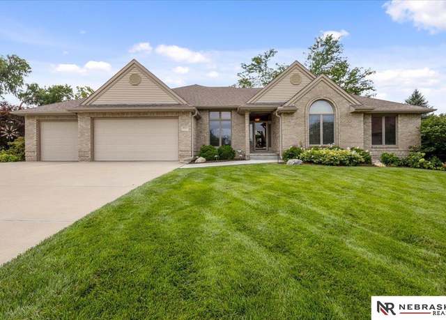 Property at 16821 O Cir, Omaha, NE 68135, 3 beds, 3.5 baths