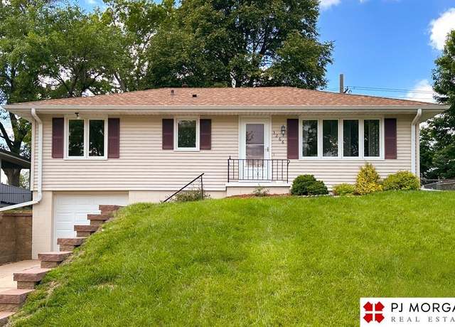 Property at 3266 S 77th Ave, Omaha, NE 68124-3441, 3 beds, 2 baths