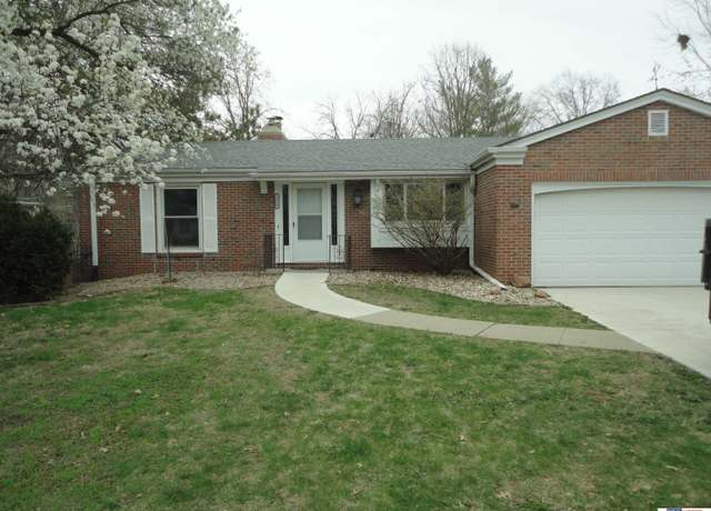 Property at 1630 Brent Blvd, Lincoln, NE 68506, 3 beds, 3 baths