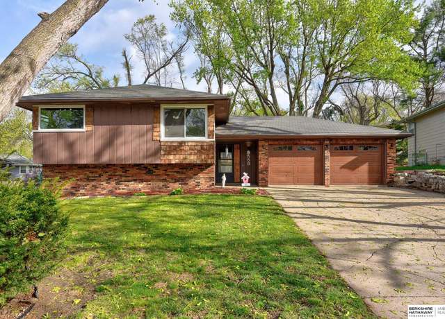Property at 9558 Taylor St, Omaha, NE 68134, 3 beds, 2 baths