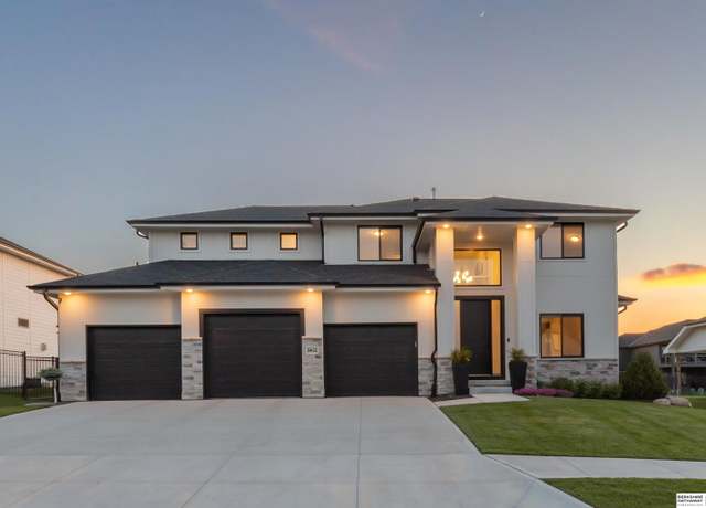 Property at 5412 N 205th St, Elkhorn, NE 68022, 5 beds, 4.5 baths