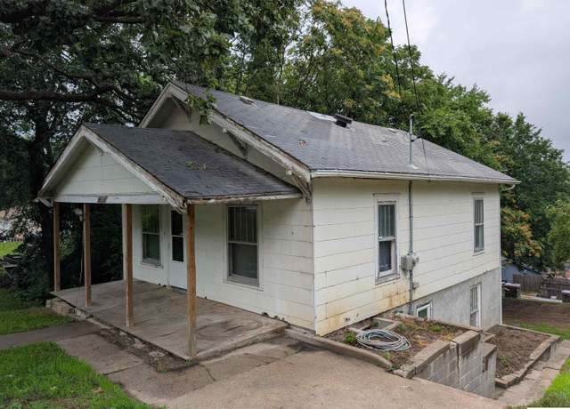 Property at 725 S 1st St, Plattsmouth, NE 68048, 3 beds, 1 bath