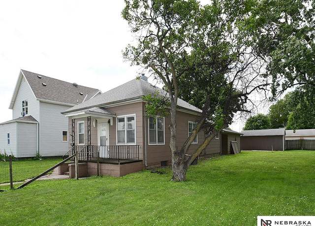 Property at 95 S Irving St, Fremont, NE 68025, 2 beds, 1 bath