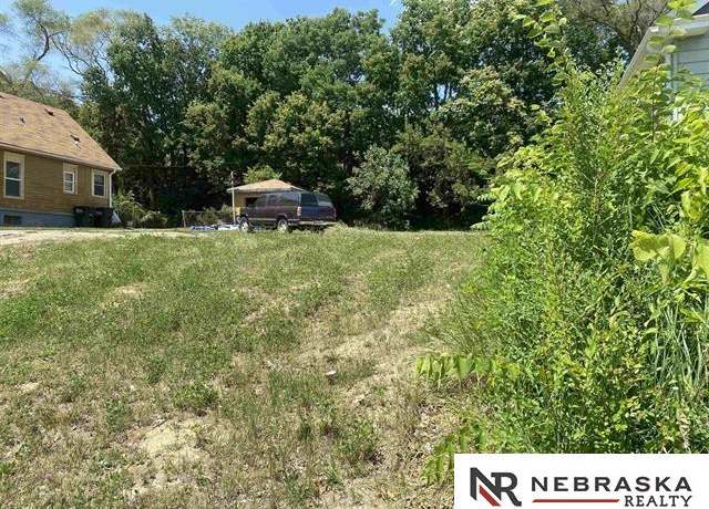 Property at 3336 Ames Ave, Omaha, NE 68111