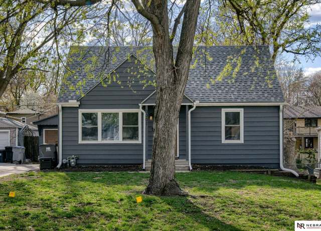 Property at 3301 S 44th St, Lincoln, NE 68506, 3 beds, 1 bath