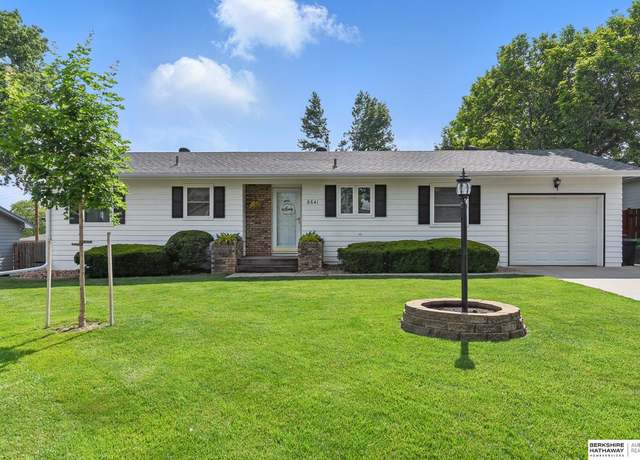 Property at 6641 S 85th St, Ralston, NE 68127, 3 beds, 1.5 baths