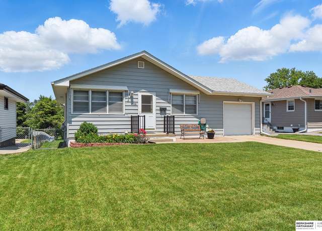 Property at 4536 Frederick St, Omaha, NE 68106, 2 beds, 2 baths