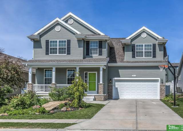 Property at 7912 S 184th Ter, Omaha, NE 68136, 4 beds, 2.5 baths