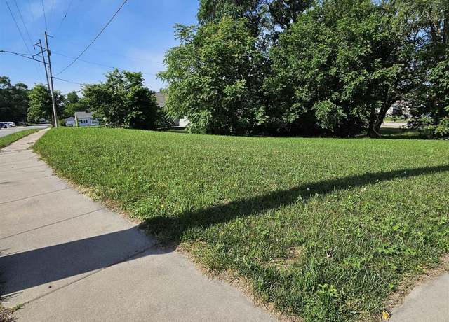 Property at 3603 Lake St, Omaha, NE 68111
