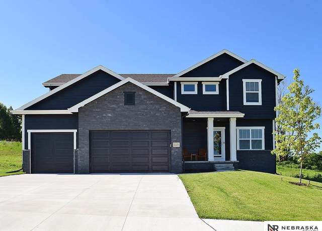 Property at 17159 Abigail St, Bennington, NE 68007, 5 beds, 2.5 baths