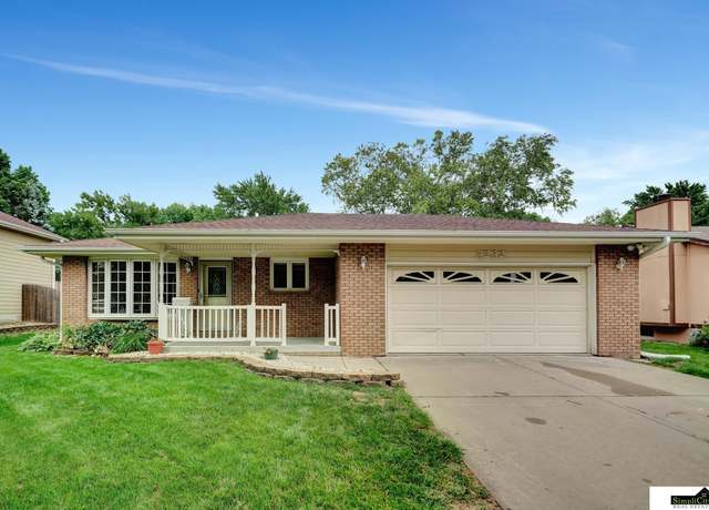 Property at 5232 S Dove Pl, Lincoln, NE 68516, 3 beds, 2 baths