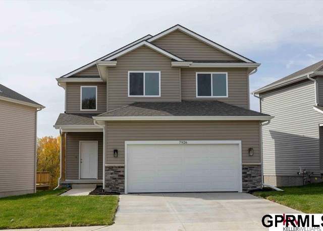 Property at 7917 N 94 St, Omaha, NE 68122, 4 beds, 2.5 baths