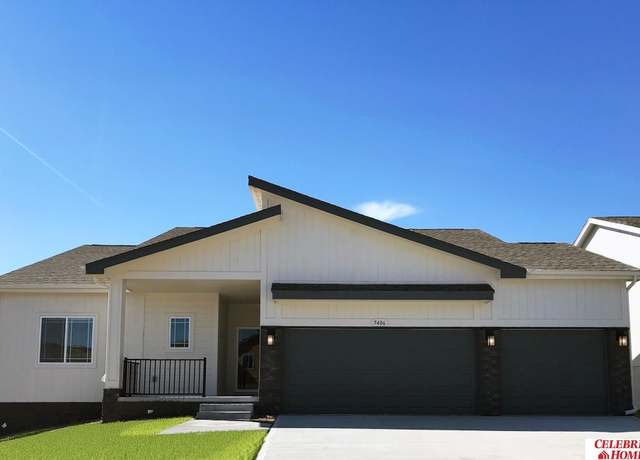 Property at 8235 N 175 Ave, Bennington, NE 68007, 3 beds, 2.5 baths