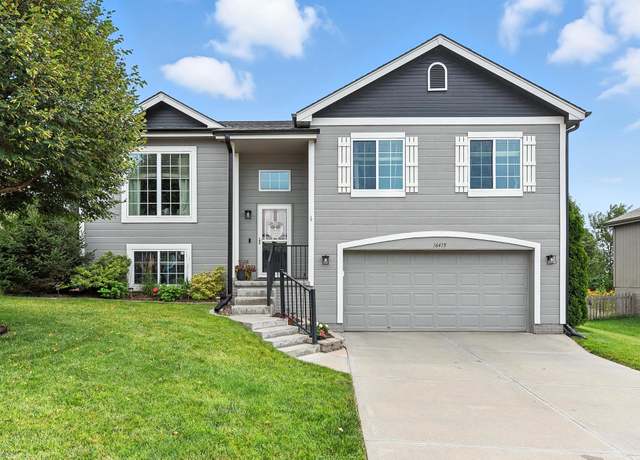 Property at 16415 Lilac St, Omaha, NE 68116, 3 beds, 2.5 baths