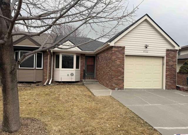 Property at 4932 High St, Lincoln, NE 68506, 3 beds, 3 baths