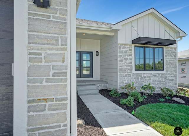 Property at 3514 S 219th St, Elkhorn, NE 68022, 4 beds, 3 baths