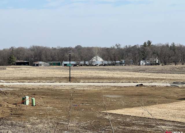Property at 859 N 110th St, Lincoln, NE 68527