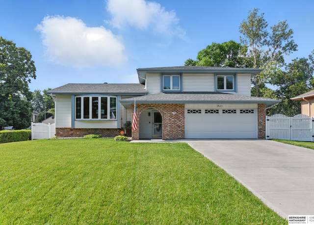 Property at 7511 Drexel St, Ralston, NE 68127, 3 beds, 2.5 baths