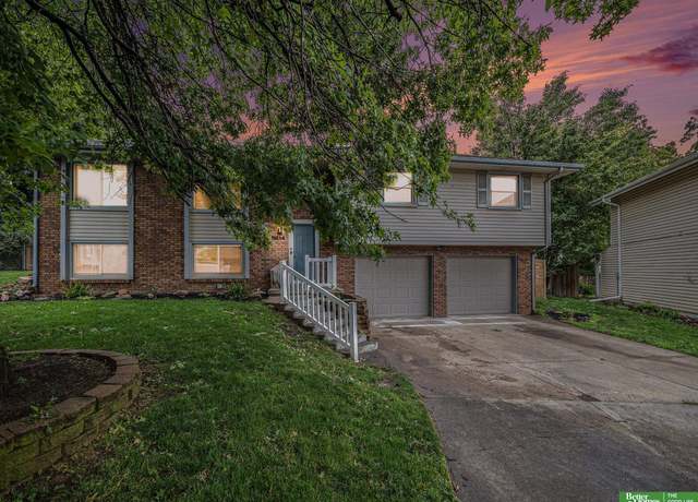 Property at 8814 Drexel Cir, Omaha, NE 68127, 3 beds, 3 baths